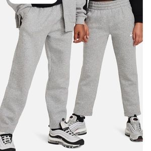 Kids Nike Sweat Pants NWT Large